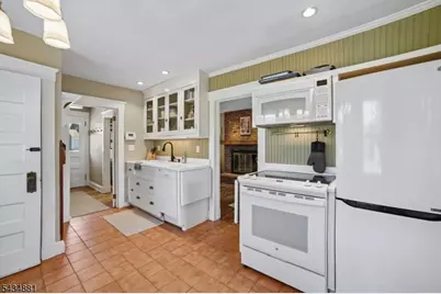48 Mountain Ave, Mendham, NJ 07945 - Photo 13