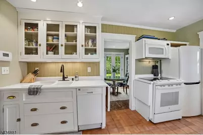 48 Mountain Ave, Mendham, NJ 07945 - Photo 11