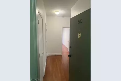 19 Pomona Ave #5C, Newark, NJ 07112 - Photo 5