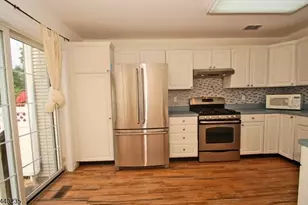 4 Prescott Ct, Bernards Township, NJ 07920 - Photo 11