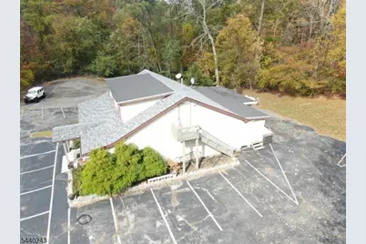 409 Woodport Rd, Sparta Township, NJ 07871 - Photo 9