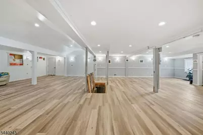 409 Woodport Rd, Sparta Township, NJ 07871 - Photo 17