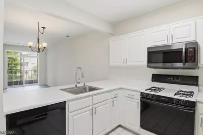 3201 Cleveland Ln, Rockaway Township, NJ 07866 - Photo 9