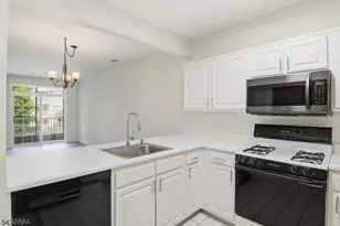 3201 Cleveland Ln, Rockaway Township, NJ 07866 - Photo 9