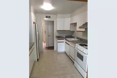 91 Irving Ave, Livingston, NJ 07039 - Photo 7