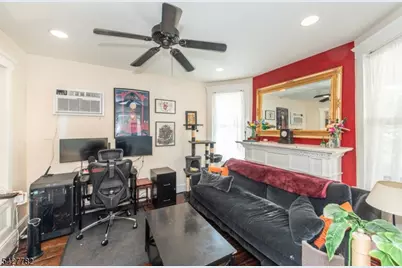 107 Sheridan Ave, Roselle Park, NJ 07204 - Photo 3