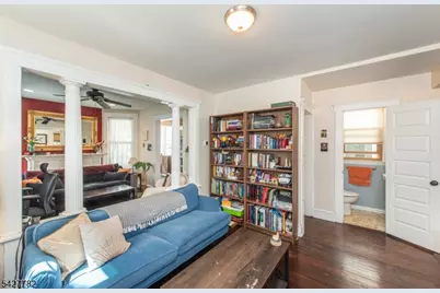 107 Sheridan Ave, Roselle Park, NJ 07204 - Photo 5