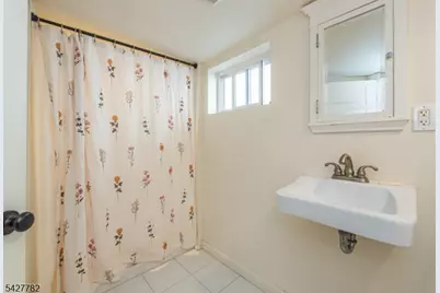 107 Sheridan Ave, Roselle Park, NJ 07204 - Photo 19