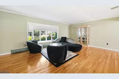 16 Arnold Dr, Parsippany, NJ 07054 - Photo 7