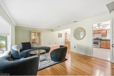 16 Arnold Dr, Parsippany, NJ 07054 - Photo 5