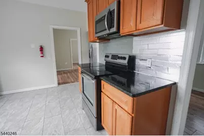 204 Baltimore Ave, Hillside, NJ 07205 - Photo 15
