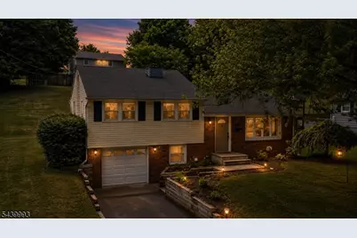 708 Franklin St, Belvidere, NJ 07823 - Photo 1