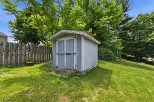 708 Franklin St, Belvidere, NJ 07823 - Photo 21