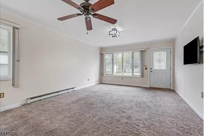 9 Linden Ln, Wayne, NJ 07470 - Photo 27