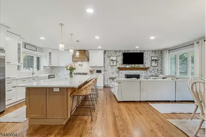 9 Linden Ln, Wayne, NJ 07470 - Photo 5