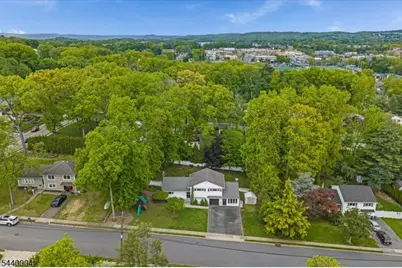 9 Linden Ln, Wayne, NJ 07470 - Photo 39