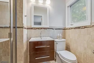 9 Linden Ln, Wayne, NJ 07470 - Photo 15