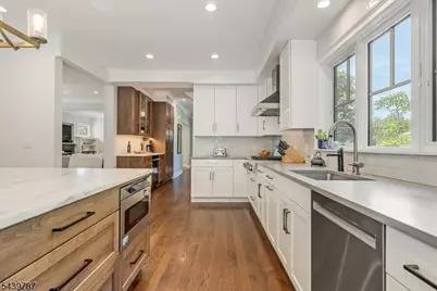 65 Woodland Ave, Summit, NJ 07901 - Photo 13