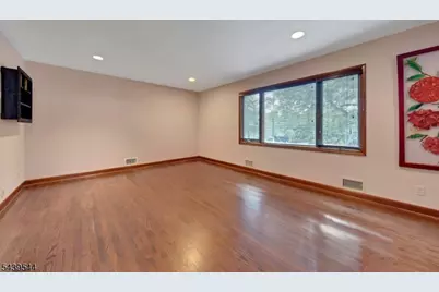 8 Marlo Road, Livingston, NJ 07039 - Photo 11