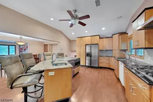 8 Marlo Rd, Livingston, NJ 07039 - Photo 21