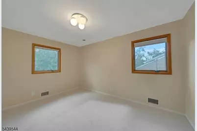 8 Marlo Road, Livingston, NJ 07039 - Photo 33