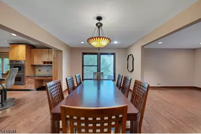 8 Marlo Road, Livingston, NJ 07039 - Photo 15