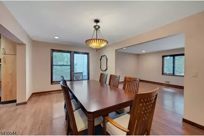 8 Marlo Road, Livingston, NJ 07039 - Photo 17
