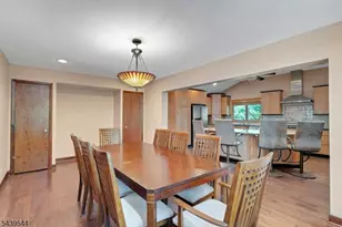 8 Marlo Rd, Livingston, NJ 07039 - Photo 23
