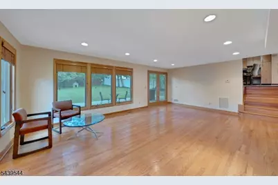 8 Marlo Road, Livingston, NJ 07039 - Photo 9