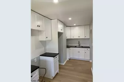 18 Elm St #3, Newton, NJ 07860 - Photo 3