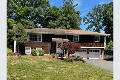 76 Cider Mill Rd, Hawthorne, NJ 07506 - Photo 1