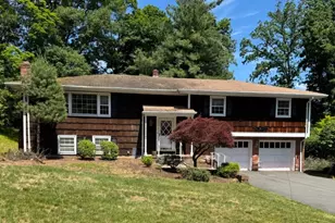 76 Cider Mill Rd, Hawthorne, NJ 07506 - Photo 1