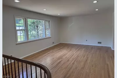 76 Cider Mill Rd, Hawthorne, NJ 07506 - Photo 5