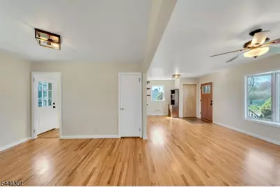 20 Kievit Rd, Wayne, NJ 07470 - Photo 15