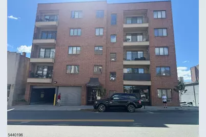 610 Anderson Av #E, Cliffside Park, NJ 07010 - Photo 1