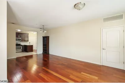 104 E Elizabeth Ave #303, Linden, NJ 07036 - Photo 7