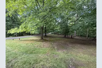 95 Sapphire Ln, Franklin Township, NJ 08823 - Photo 25