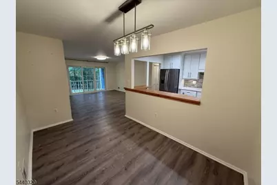 95 Sapphire Ln, Franklin Township, NJ 08823 - Photo 5