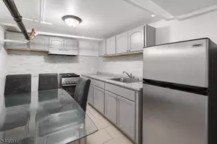 196 S 6th St, Newark, NJ 07103 - Photo 13
