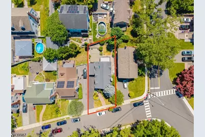 327 Chestnut St, Nutley, NJ 07110 - Photo 29