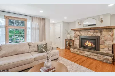 1011 Washington Valley Rd, Bridgewater, NJ 07920 - Photo 7