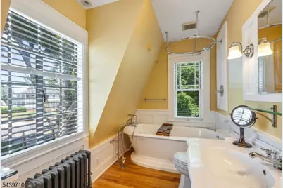10 Cedar St, Bernards Township, NJ 07920 - Photo 35