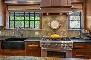 10 Cedar St, Bernards Township, NJ 07920 - Photo 9