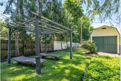 10 Cedar St, Bernards Township, NJ 07920 - Photo 45
