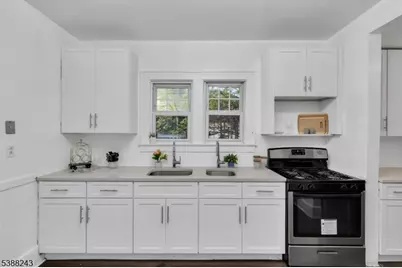 906 Dewitt St, Linden, NJ 07036 - Photo 11