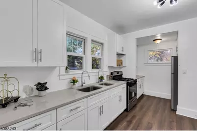 906 Dewitt St, Linden, NJ 07036 - Photo 9