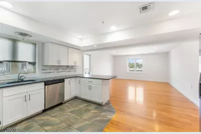 307 E Elizabeth Ave #5, Linden, NJ 07036 - Photo 3