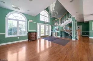 334 Wilshire Dr, Nutley, NJ 07110 - Photo 15