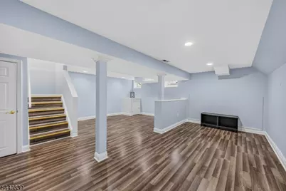 303 Cobblestone Ct, South Brunswick Township, NJ 08852 - Photo 33