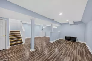 303 Cobblestone Ct, South Brunswick Township, NJ 08852 - Photo 33